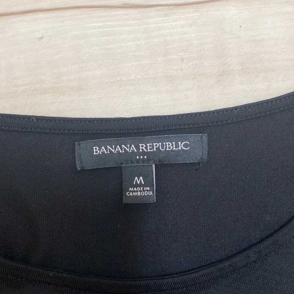 Banana Republic Womens M Black Faux Wrap feel Blouse. - Picture 7 of 8